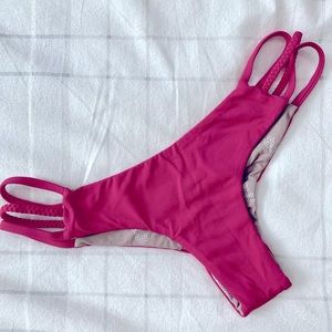 Midori scrunch-back bottoms 👙